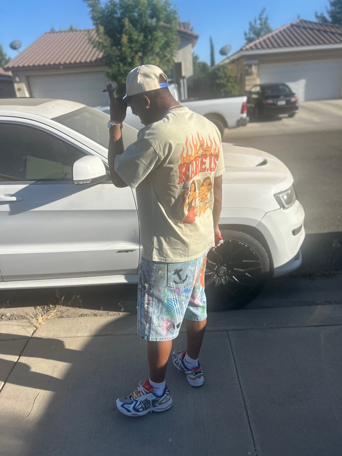 (OFFWHITE) Saints in Sinners Tshirt
